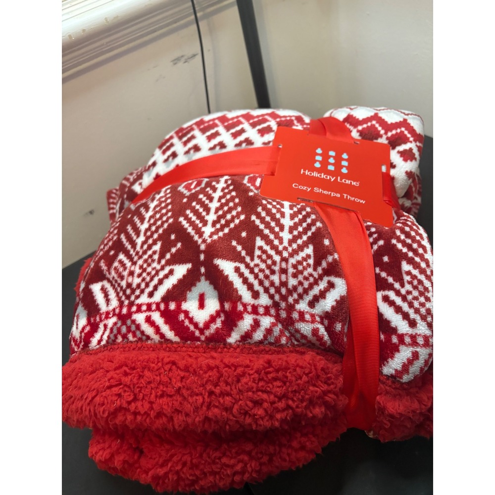 Holiday Lane Cozy Sherpa Throw Red White Fair Isle Snowflake Blanket 50x60 NEW